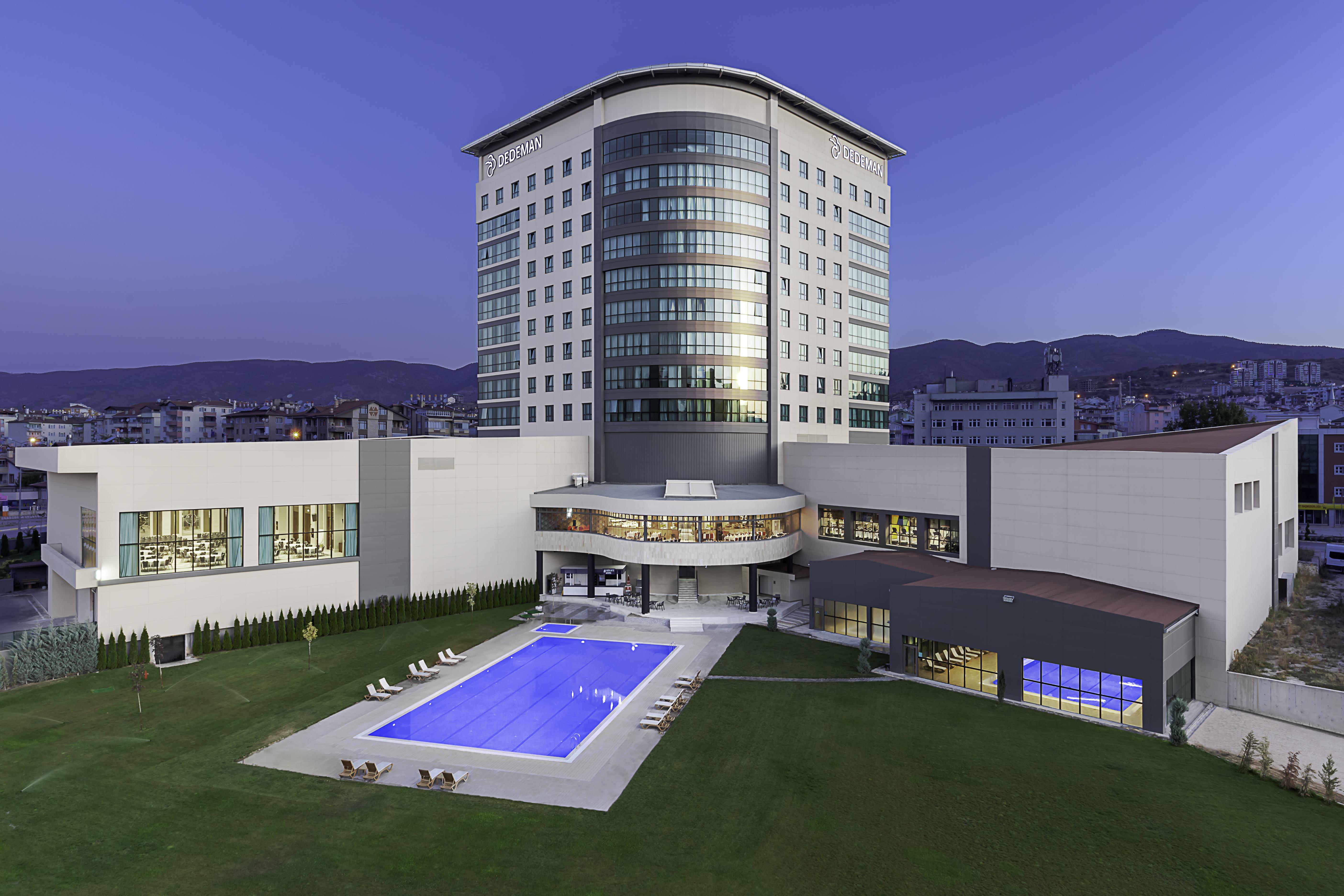 Готель Dedeman Tokat Екстер'єр фото